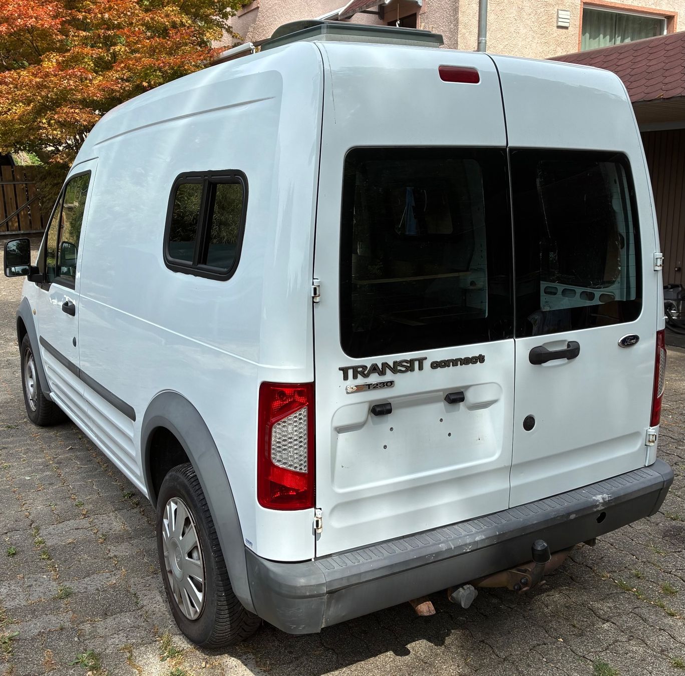 Ford Camping Fahrzeuge: Ford Transit Connect 230L – Gebraucht aus Duggingen von Re8 1