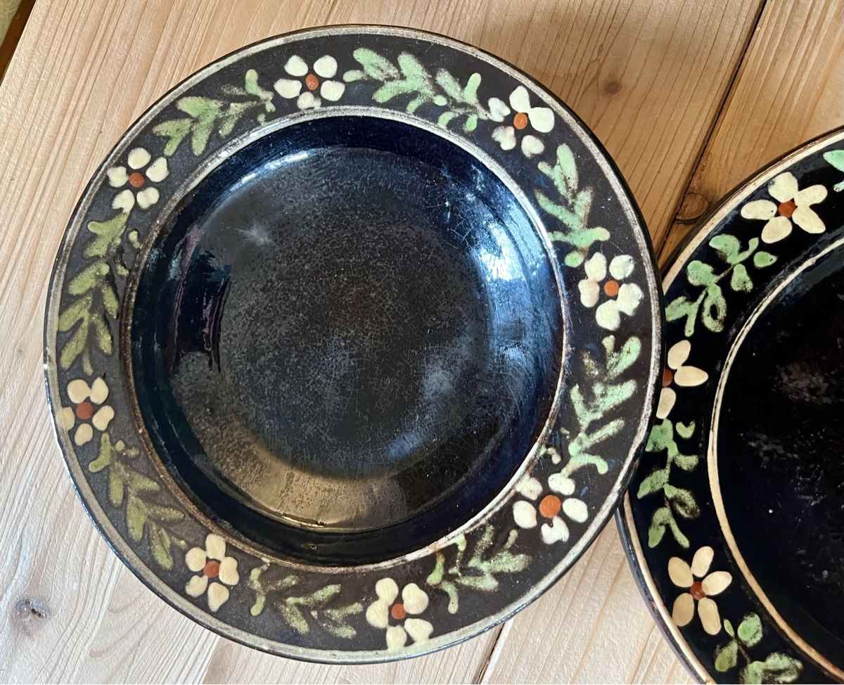 Assiettes: 12 antike Teller mit Bauernmalerei – D'occasion à Ottikon par san_w99n 2