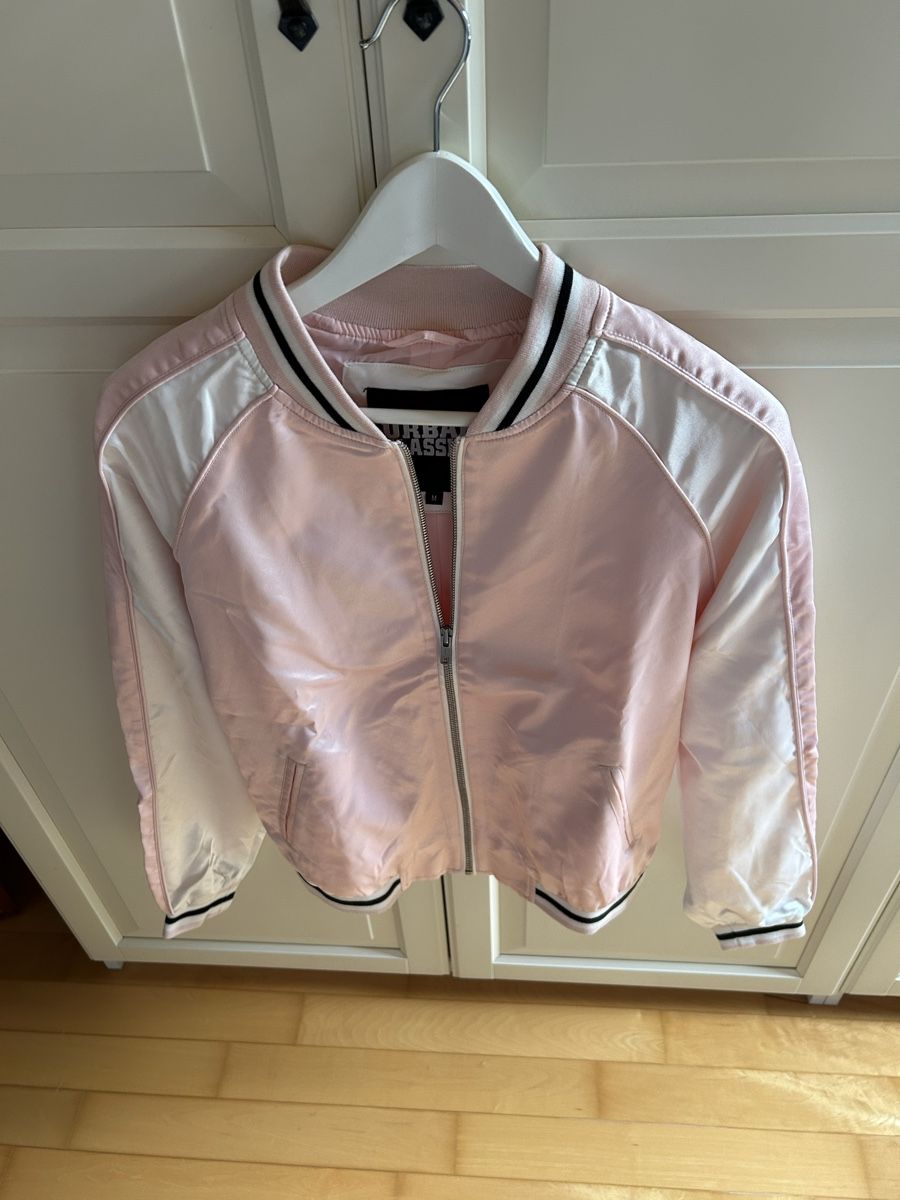 Giacche: Jacke URBAN Classics, pastel pink, Grösse M – Nuovo (secondo la descrizione) da Diessenhofen venduto da Bmaurice 1