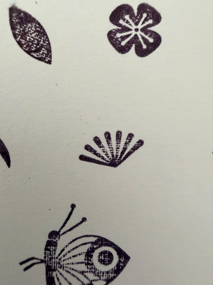 Timbri: Rubber stamp: flower / fan – Usato da Thun venduto da dar_fz6y