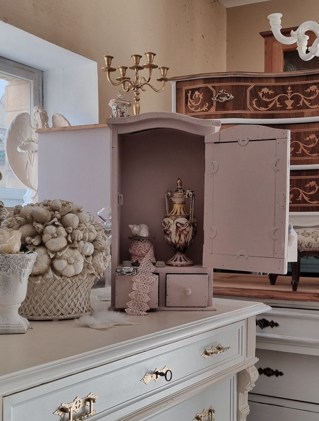 Vitrinen: Wandschrank*Atelier-elisa – Gebraucht aus Wohlen AG von Atelier-Elisa 3