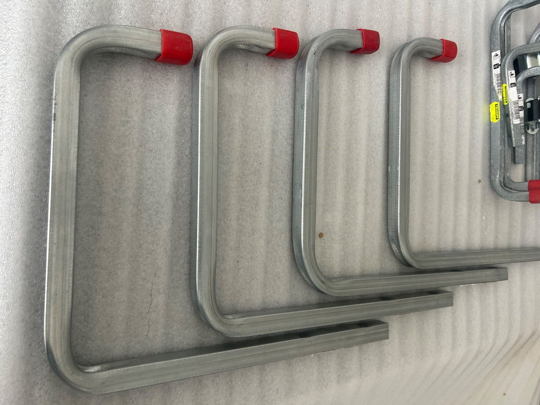 Ferramenta: Set mit 10 diversen Wand- Befestigungen – Usato da La Chaux-de-Fonds venduto da jacq_LaTsch0 3