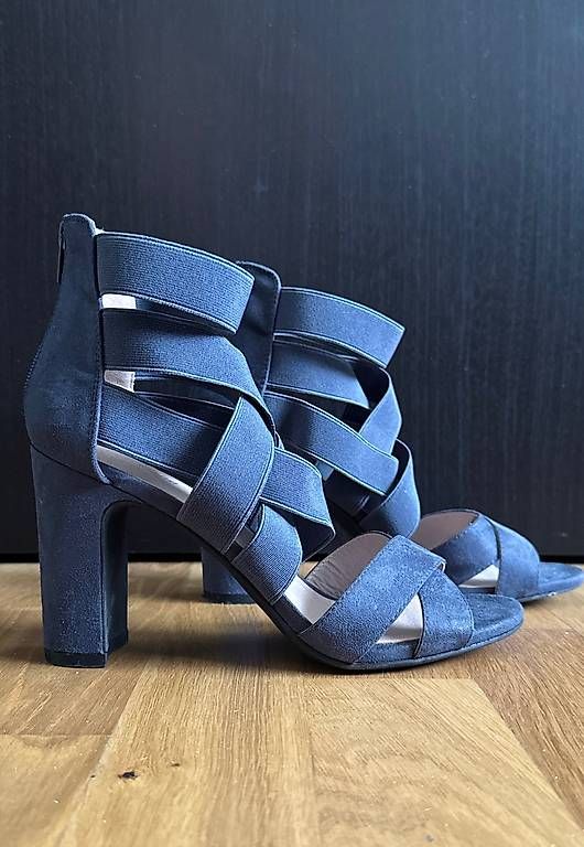 Scarpe da donna: Pumps / High-Heels – Nuovo (secondo la descrizione) da Zuchwil venduto da Marti_7 1