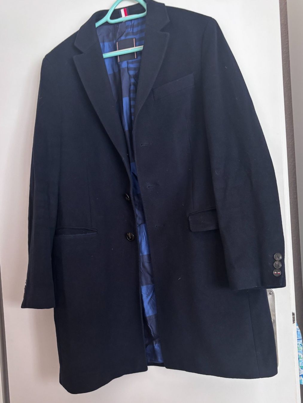 Tommy Hilfiger Cappotti: TOMMY HILFIGER Elegante Herren Wintermantel Gr.50 – Usato da Wallisellen venduto da ASZT 1