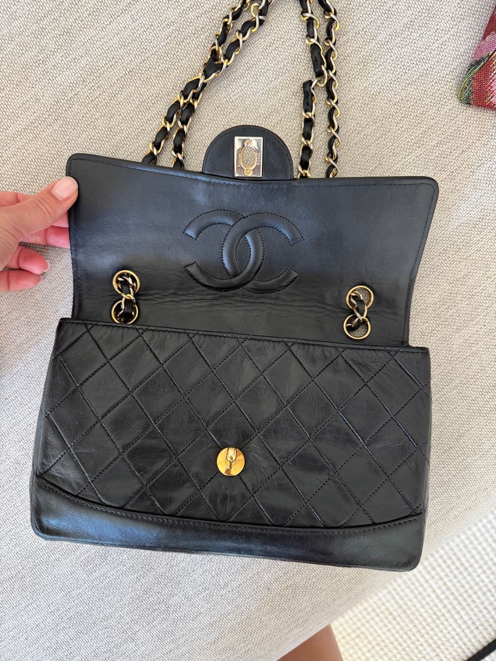 Chanel Sacs femmes: Chanel Classic Single Black Lambskin Bag – D'occasion à Zürich par ken_yn82 1