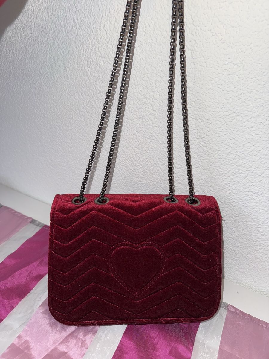Taschen für Damen: Tasche aus samt – Neu (gemäss Beschreibung) aus Fislisbach von jelennn 2