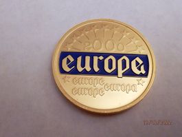 die ersten Farb-Euro-Prägungen vergoldet