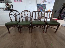 4 Stühle aus Rattan mit Kunstleder vintage aus den 60ern