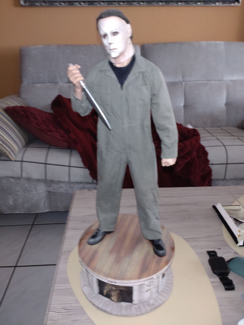 Statuette: Michael Myers 1:4 Statue – Nuovo (secondo la descrizione) da Buttikon SZ venduto da Snowman6381 1