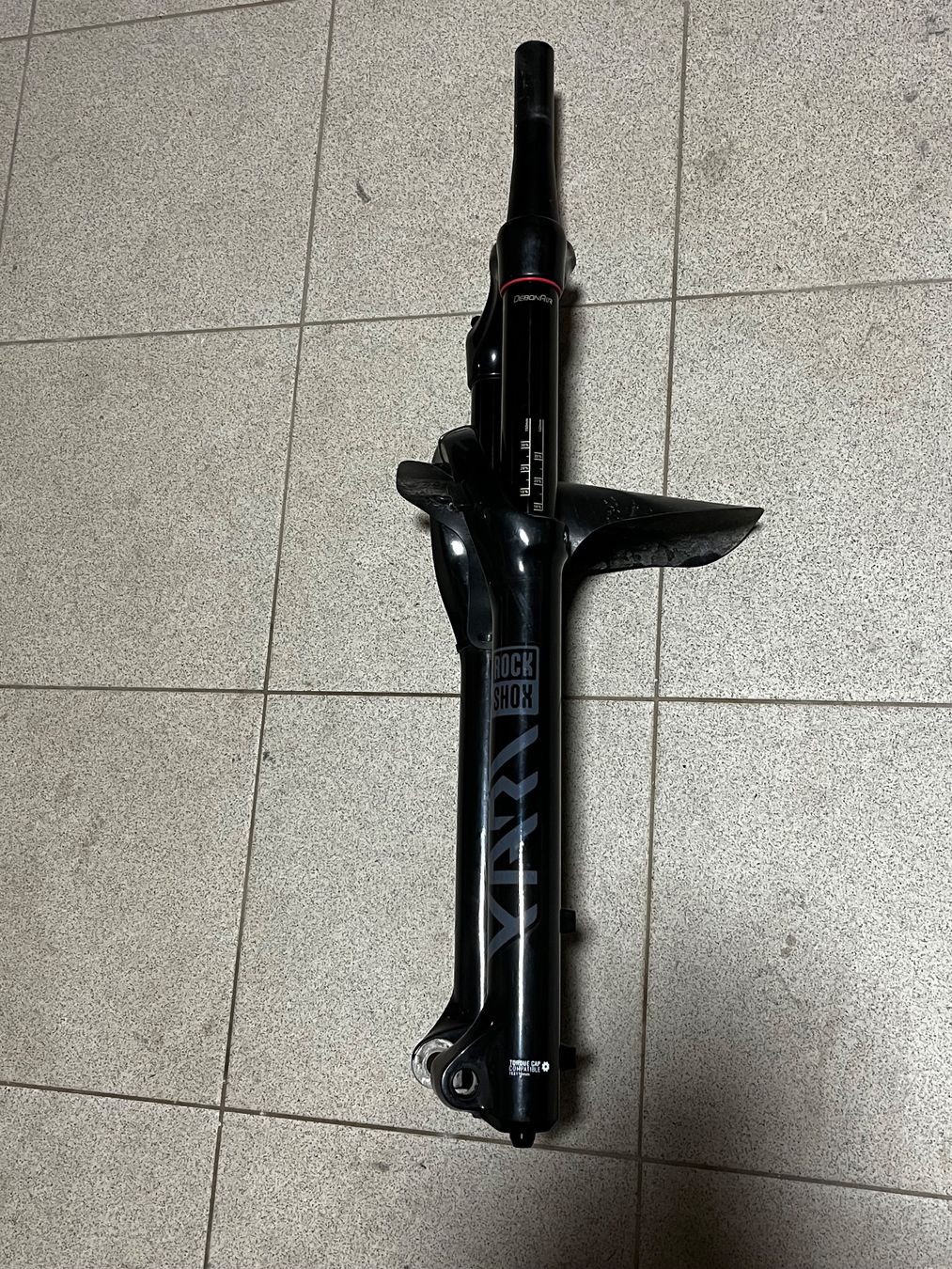 Rockshox Ersatzteile: Rock Shox Yari 150mm Debon Air Boost – Gebraucht aus Frauenkappelen von jensitiger77