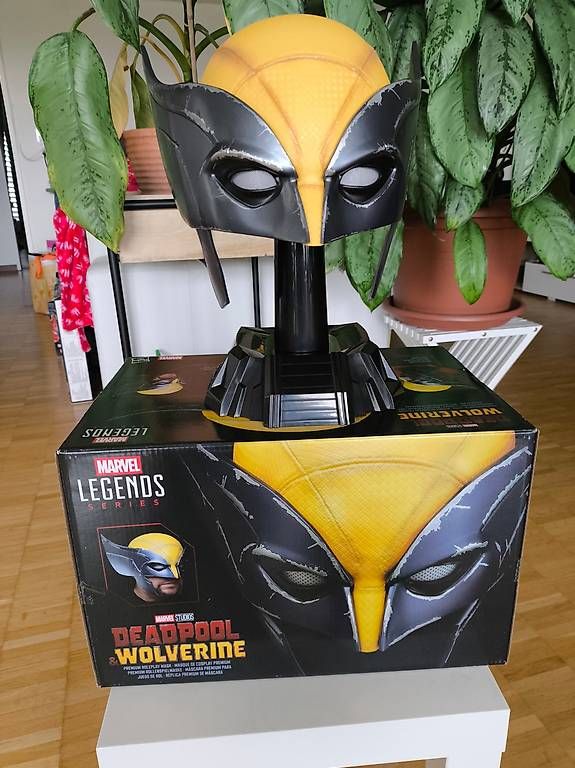 Masken: Marvel Legends Wolverine Maske 1:1 OVP – Neu (gemäss Beschreibung) aus Aarau von Amothan 1