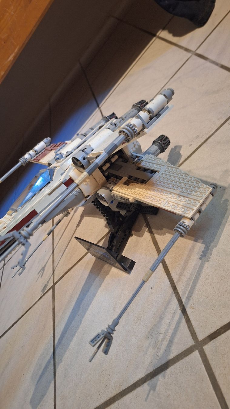 Lego Jeux de construction: Lego X-Wing NICHT KOMPLETT – D'occasion à Chur par Skywalker44 5