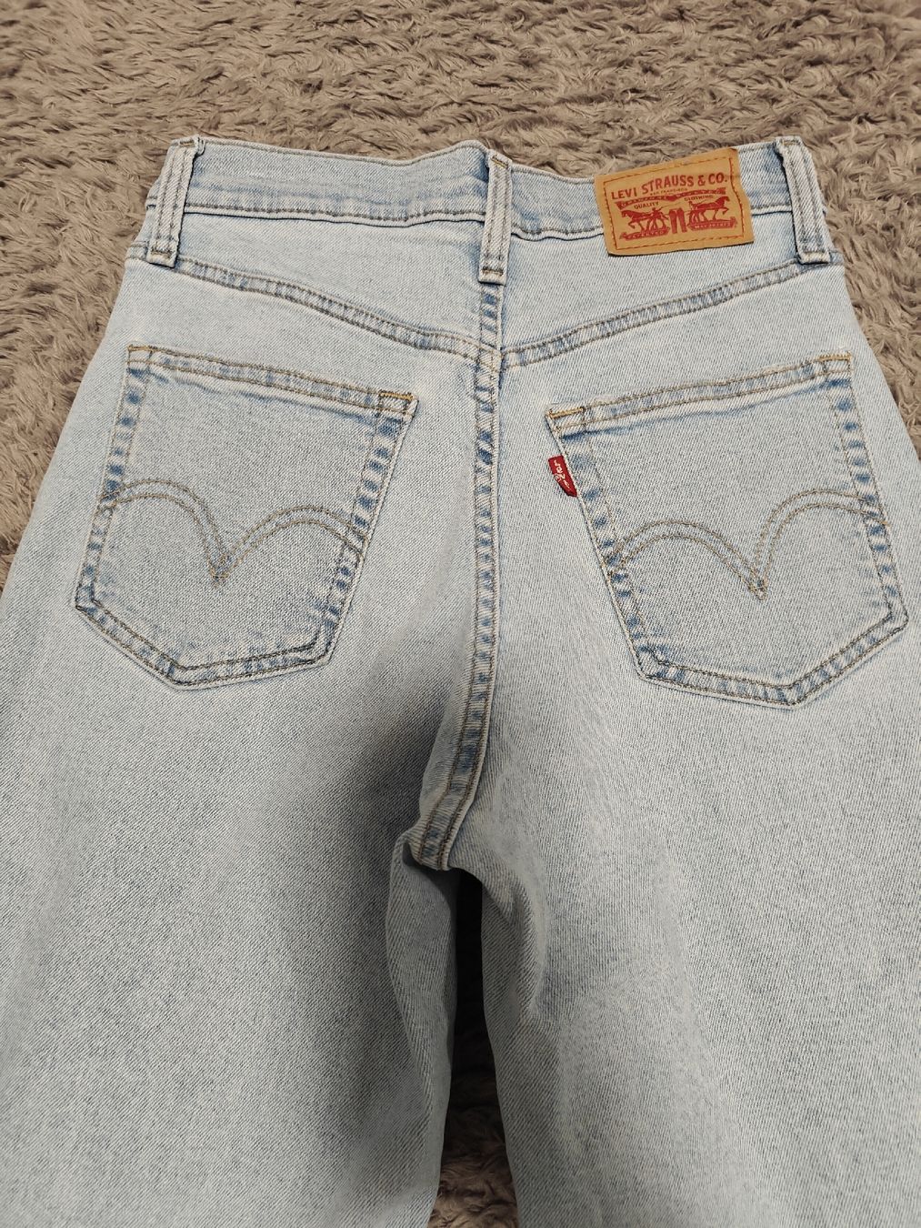 Levi's Jeans: Levis High waisted mom jean – Usato da Pieterlen venduto da Saemelili 3
