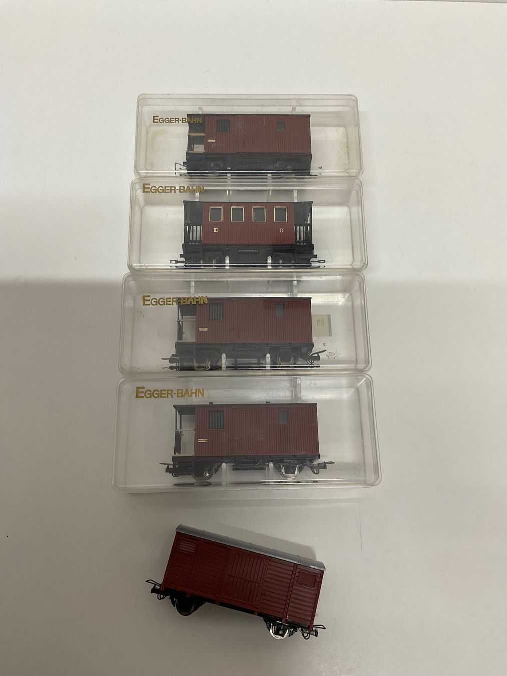 Egger-Bahn Modelleisenbahnen: Egger Bahn, 5 Wagen, mit und ohne Verpackung, Bespielt – Gebraucht aus Chur von Chur75 5