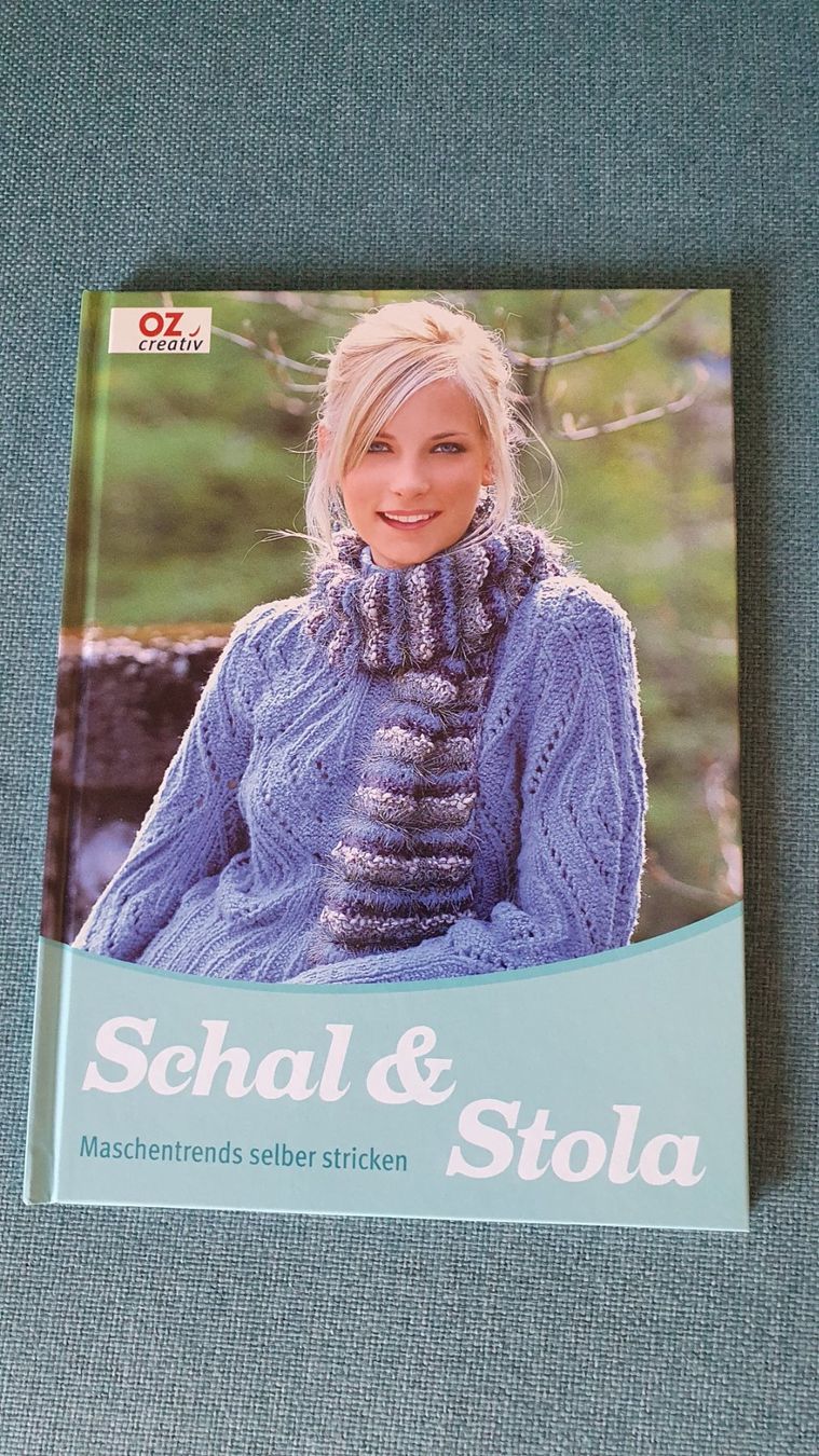 Libri: Schals & Stola – Nuovo e nell'imballaggio originale da Menziken venduto da Feuerstein5737