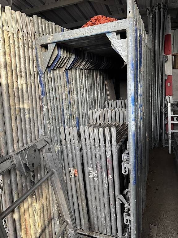 Echafaudages: Layer Gerüst – D'occasion à Beringen par Benaaa 2