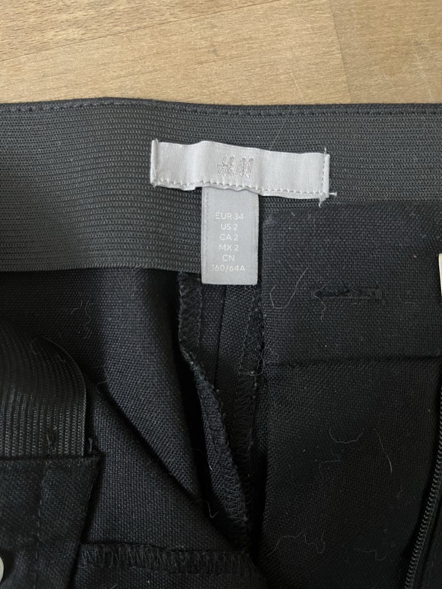 H&M Pantaloni: H&M Schlaghose, Gr. 34, schwarz – Usato da Stäfa venduto da jo1735 2