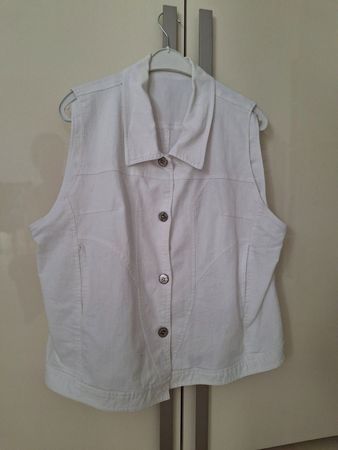 Weisse Weste / Gilet, Grosse Grössen