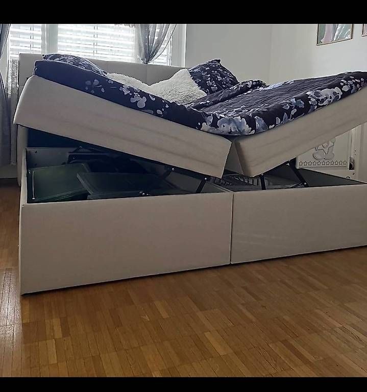 Letti: Letto matrimoniale  – Usato da Paradiso venduto da dea_t9c2
