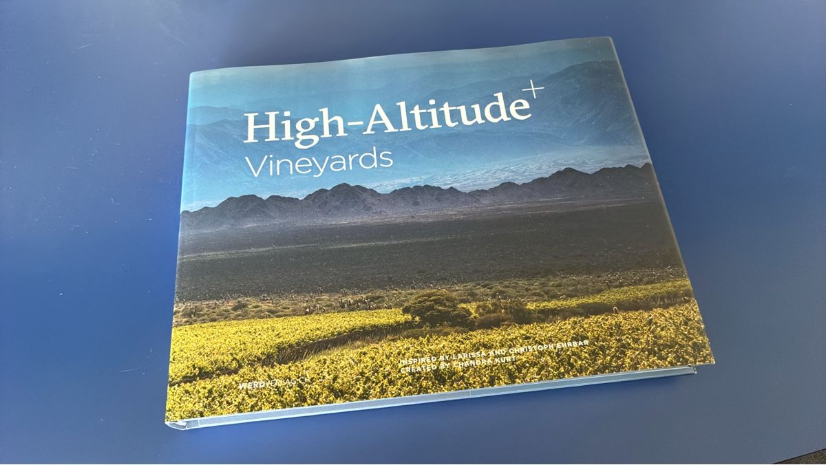 Bücher: High-Altitude Vineyards Buch - Entdecken Sie Weinberge! – Gebraucht aus Dielsdorf von Till6