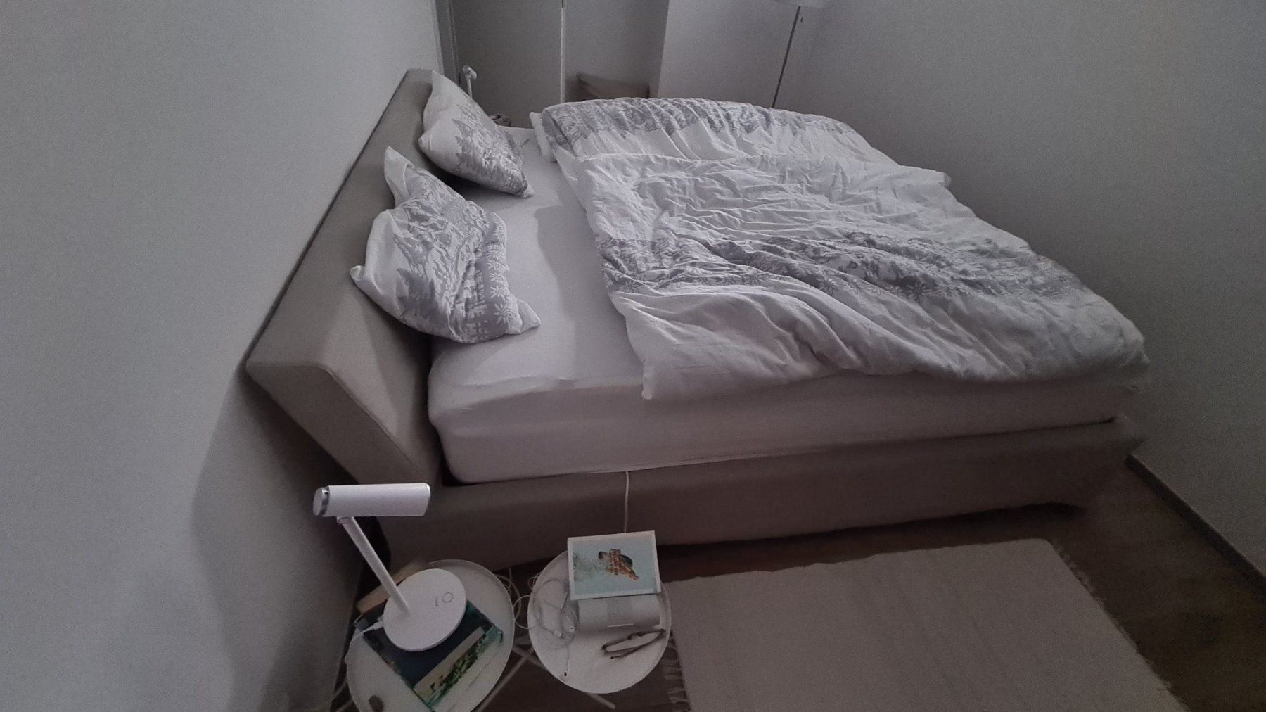 Betten: Schönes beiges Doppelbett von Mobitare – Gebraucht aus Winterthur von  1