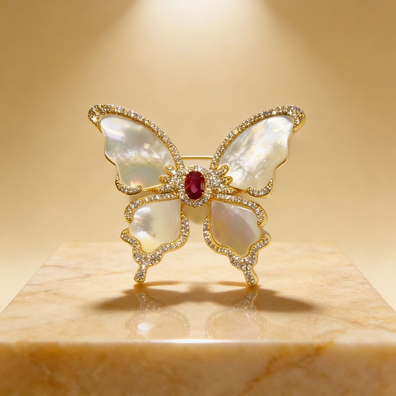 Spille & Fermagli: Broche Papillon Nacré – Nuovo e nell'imballaggio originale da St-Maurice venduto da Sandrinette123