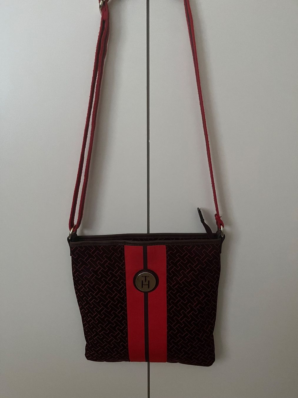Tommy Hilfiger Altro in  Abbigliamento & Accessori: Tommy Hilfiger Handtasche Umhängetasche – Usato da Steffisburg venduto da kla_gqp7 2