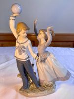 Porzellanfigur Lladro, Pelota en el aire