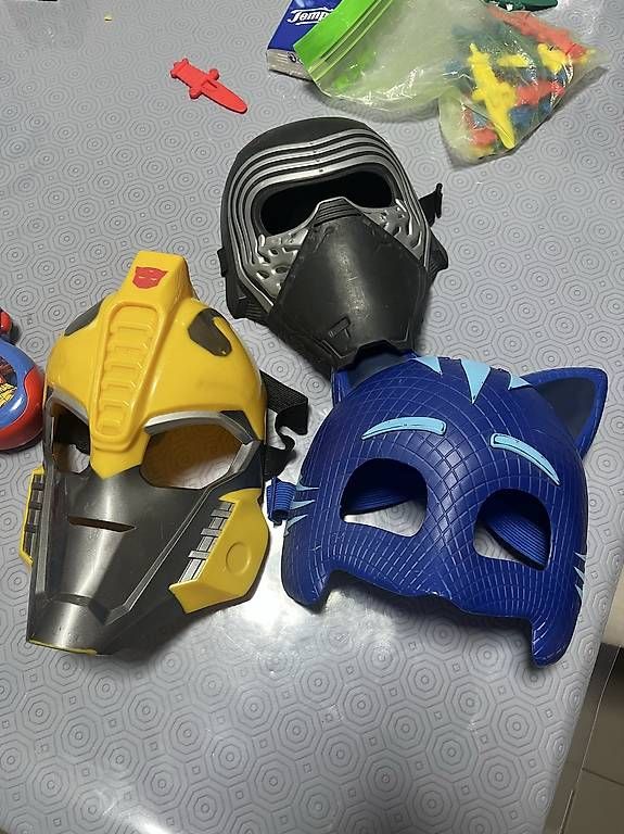Maschere: Divers masques  – Usato da Pully venduto da yaa_rm7x 1