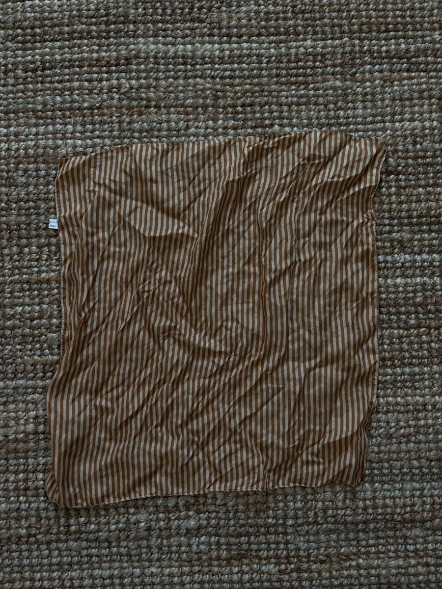 Foulards & écharpes: Gestreiftes Foulard – D'occasion à Tägerwilen par vivlara