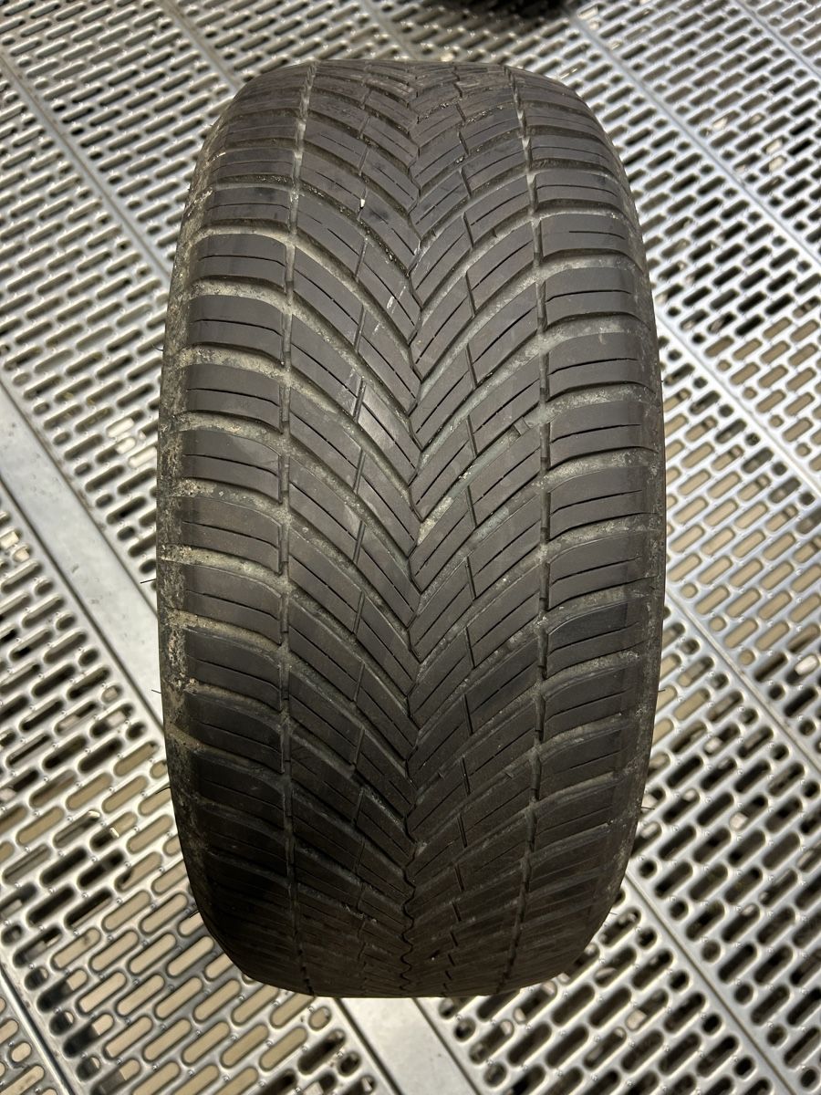 Sonstiges Schreiben & Zeichnen: Vendo #4 pneumatici Toyo Celsius  – Gebraucht aus Walchwil von gpd_6dfp