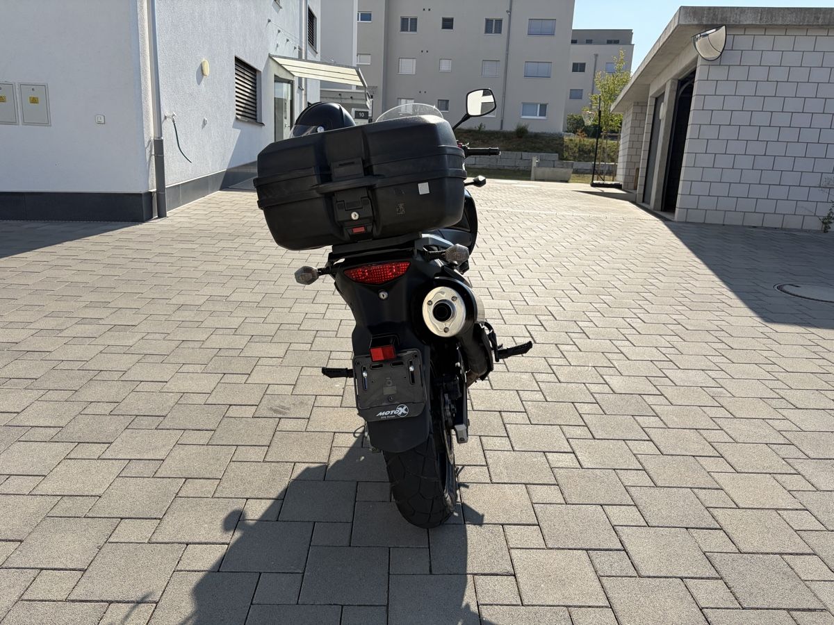 Suzuki Touring: Suzuki DL650A – Usato da Wünnewil venduto da lak_9mhk 3