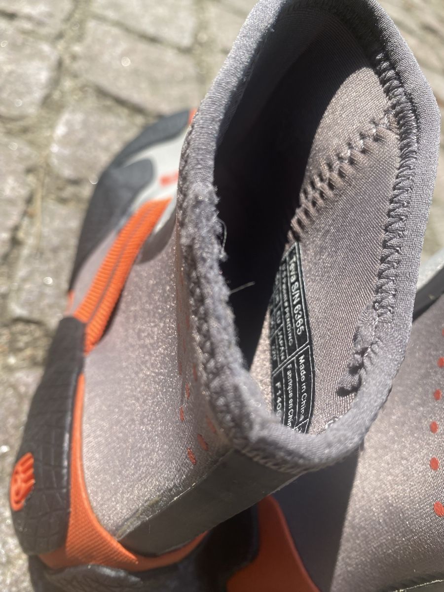 Teva Scarpe per ragazzi: Teva Wasserschuhe Gr. 35,5 Neu – Usato da Winterthur venduto da heart 4
