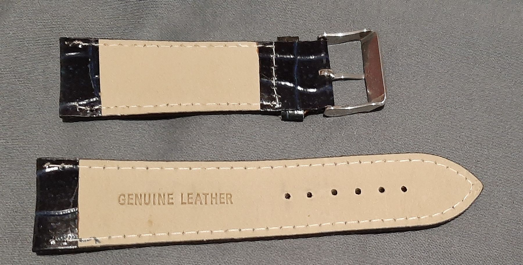 Bracciali & Braccialetti: 47 Uhrenbänder Leder (diverse Farben) – Usato da Zürich venduto da apf_b8zl 7