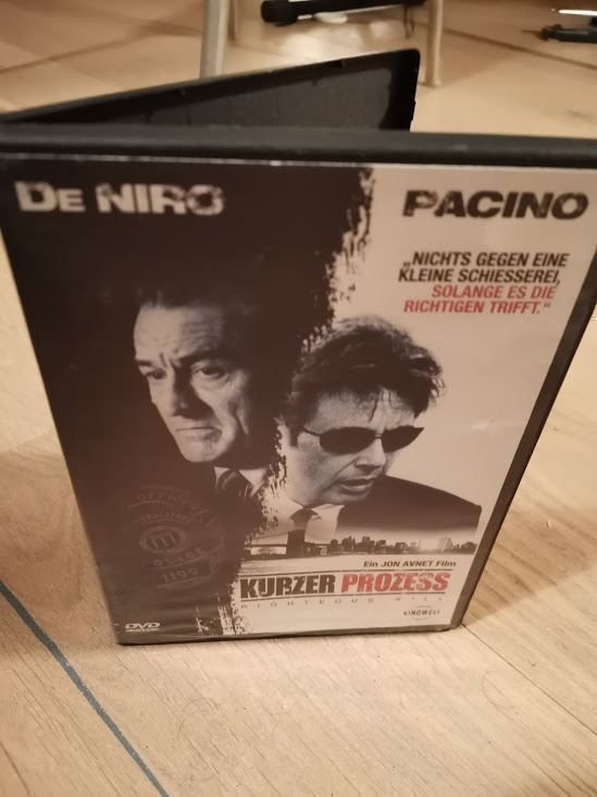 Tutti i DVDs: Kurzer Prozess DVD – Usato da Zofingen venduto da noise123 3