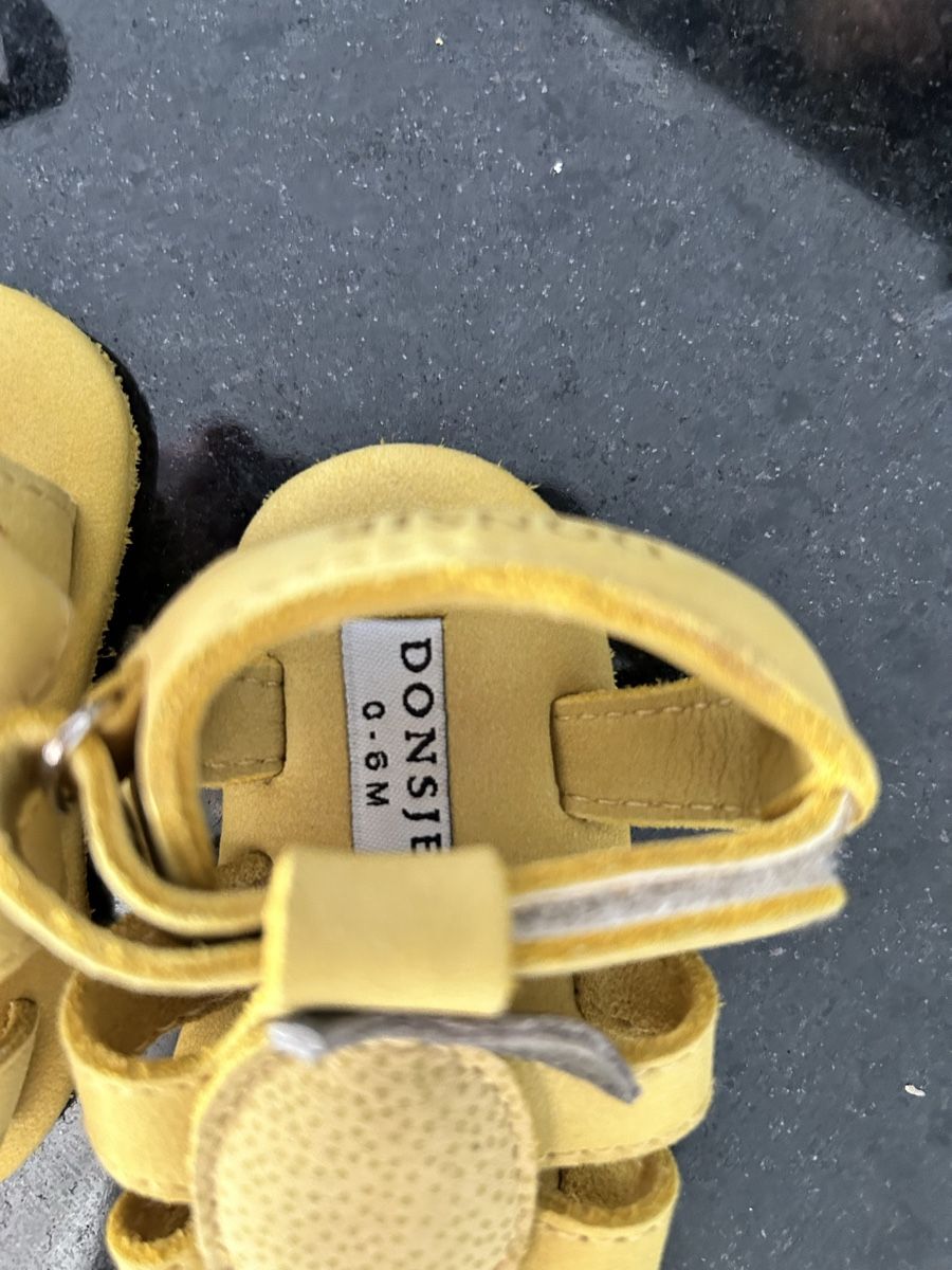 Scarpe per ragazze: Donsje Sandalen 0-6 Monate - neu – Nuovo e nell'imballaggio originale da Rothenthurm venduto da LaThie 1