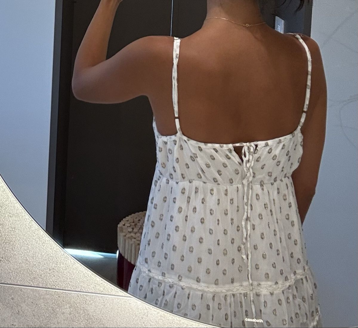 Kleider: Comfortable short white summer dress – Gebraucht aus La Conversion von chi_td5v 1