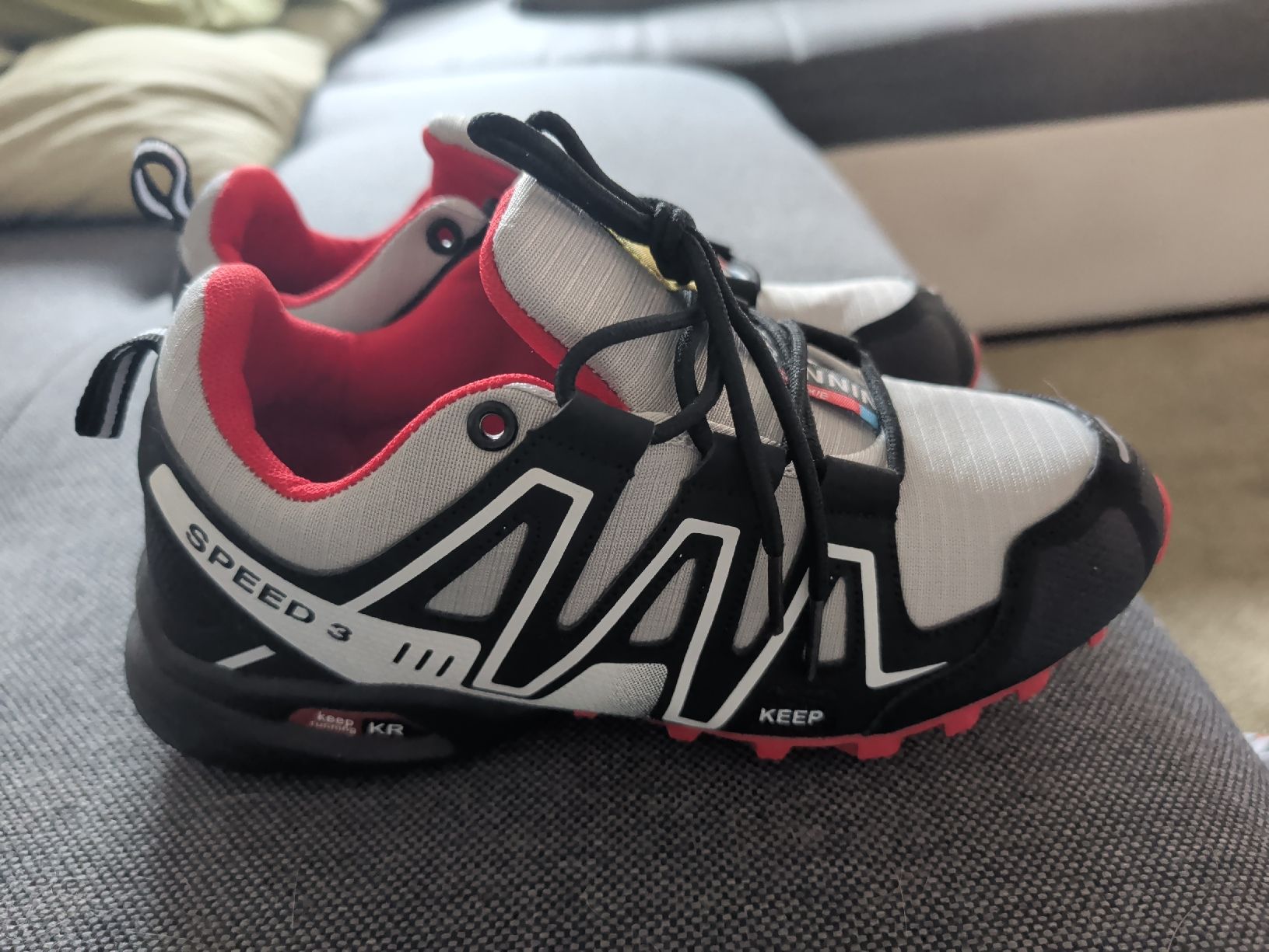 Chaussures femmes: Turnschuhe – Neuf (Voir description) à Küblis par mucki80 1