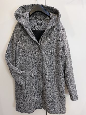 ONLY Damenmantel Gr. XL – schwarz/weiss – neuwertig
