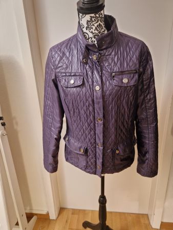 Steppjacke Übergangsjacke Gr. 42 lila