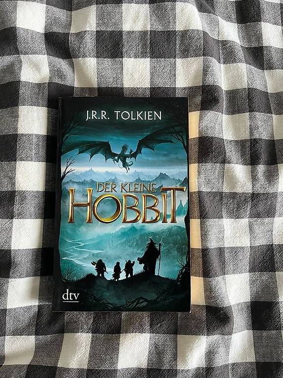 Bücher: Der kleine Hobbit – Gebraucht aus Rothenburg von tim_t6w2
