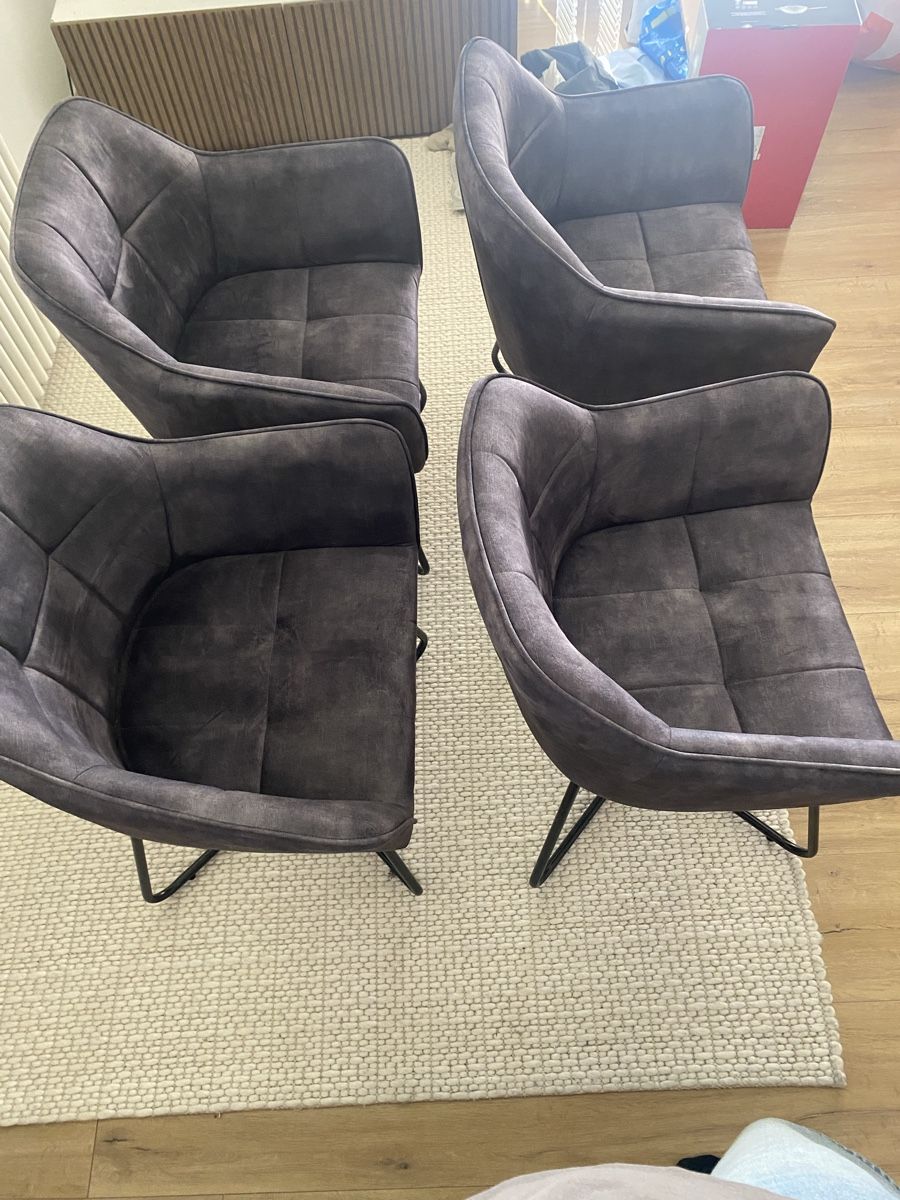 Chaises: 4 Stühle Samt Optik Grau NEU – Neuf (Voir description) à Luzern par pie_qfq9 3