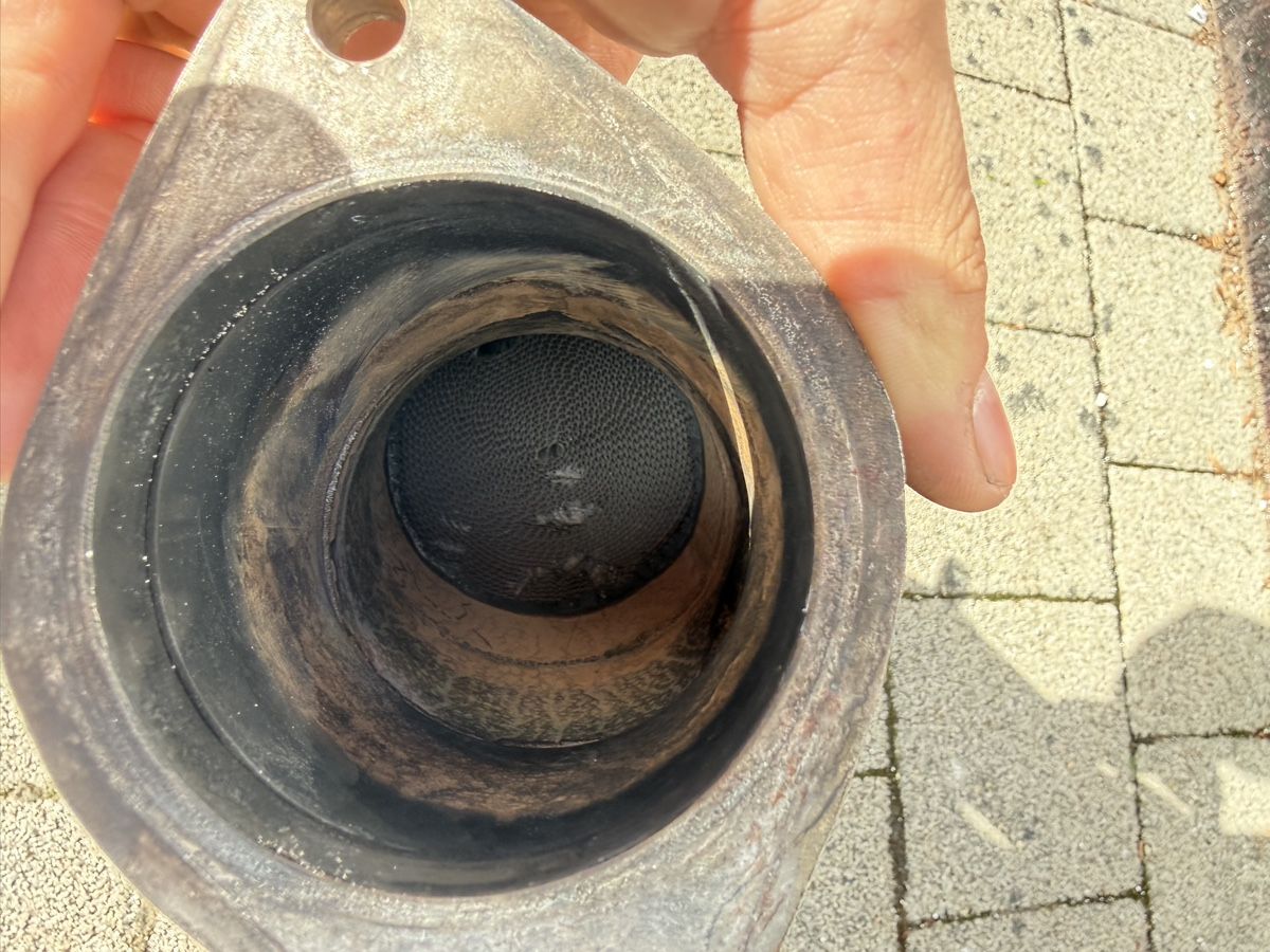 Abarth Tutti pezzi di ricambio auto: Fiat Abarth Downpipe – Usato da Oberbuchsiten venduto da M.G.15 2