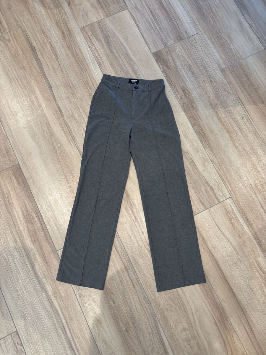 Pull&Bear Pantalons: Anzughose Stoffhose Grau Pull & Bear Gr. M 38 – Neuf (Voir description) à Richterswil par ViviKiKo 1