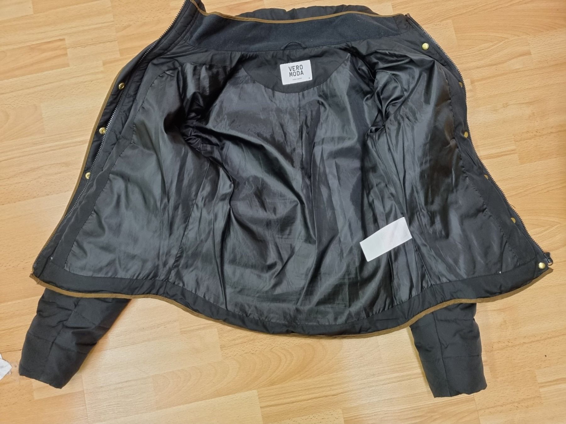 Vero Moda Giacche: Vero Moda Jacke Grösse M – Usato da Schönenwerd venduto da Chez_Mimi 4
