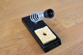 Weller holder