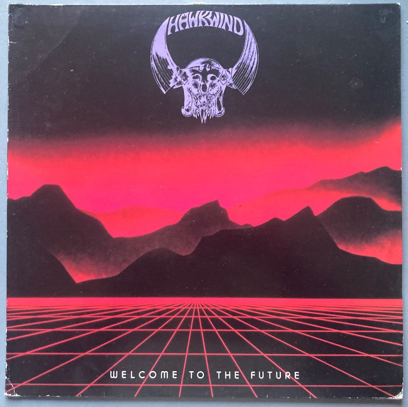 Dischi in vinile: HAWKWIND - WELCOME TO THE FUTURE – Usato da Poliez-Pittet venduto da Newtown-Records