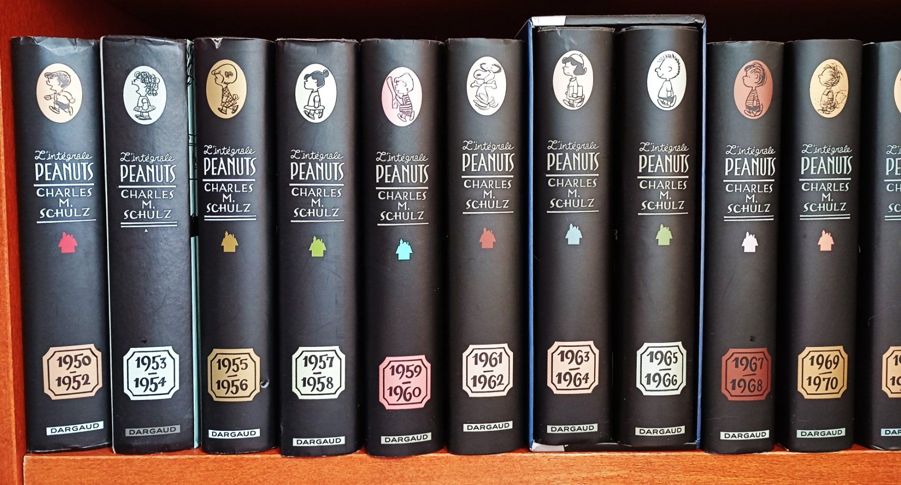 Comics: Peanuts Charlie Brown intégrale en français – Gebraucht aus Vuiteboeuf von deux-matous 1