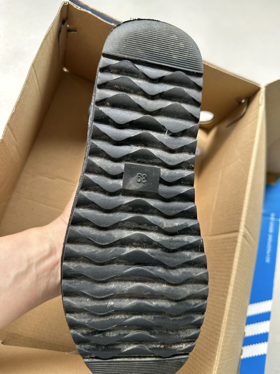 Scarpe da donna: Winterstiefel Silber Grösse 39 neuwertig – Usato da Baar venduto da lin_7dhb 4