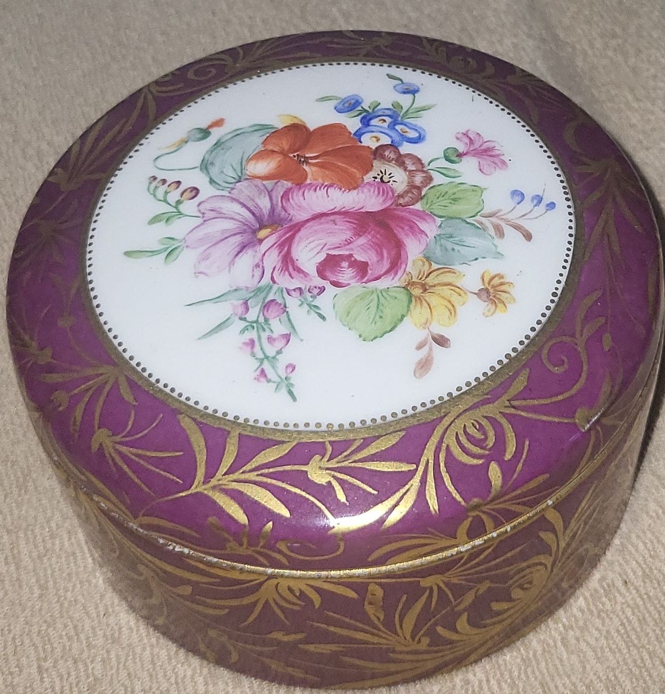 Tutte le decorazioni: Porzellan Dose mit Blumenmuster – Usato da Bern venduto da reb3ckrr
